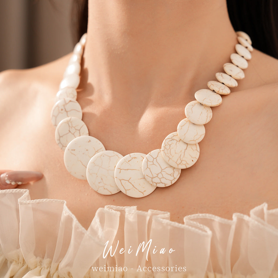 Dopamine Round Color Stone Beaded Necklace Light Luxury Niche Clavicle Chain Holiday Accessories Temperament Fashion Items