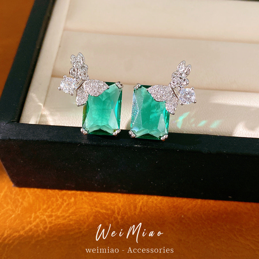 Court style exquisite zircon flower butterfly square necklace light luxury niche collarbone chain high-end jewelry set