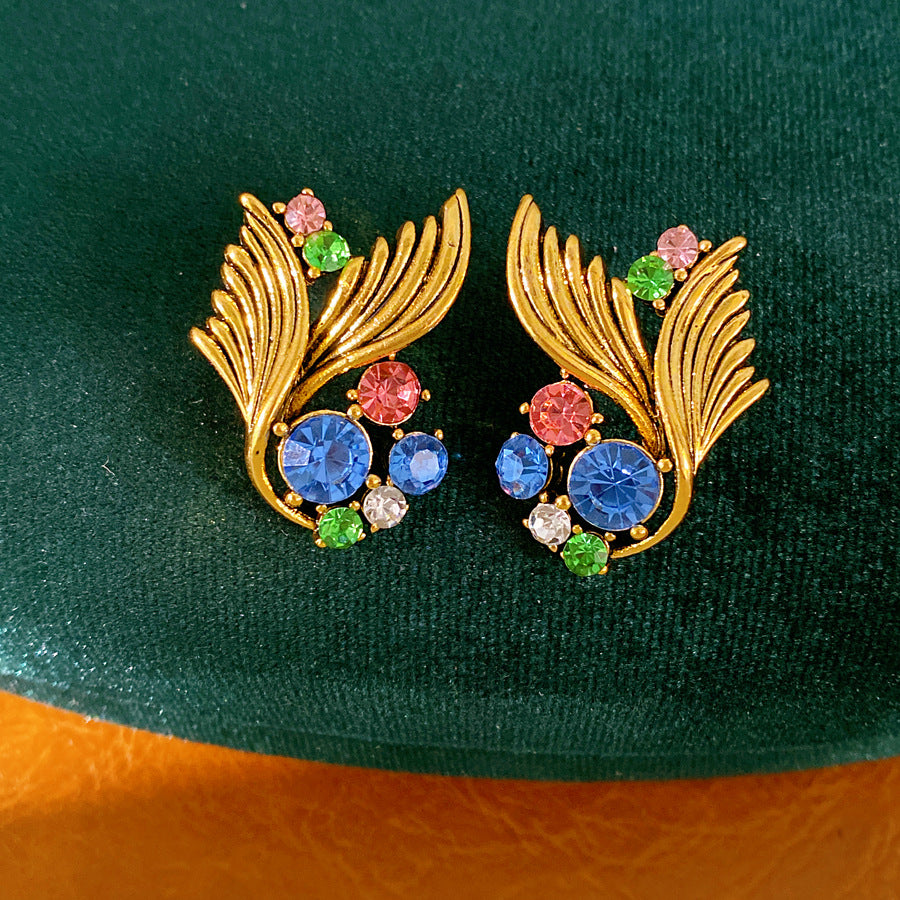 Medieval vintage silver needle with diamonds pleated stud earrings exquisite niche retro style earrings light luxury high-end earrings