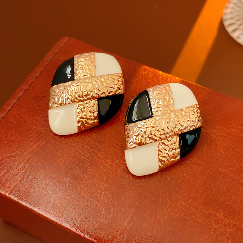 Vintage Style Earrings - Unique Retro Stud Collection
