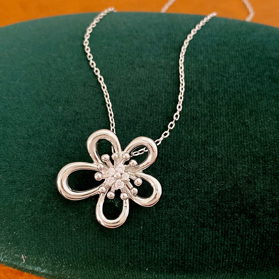 18k real gold electroplated zirconium hollow flower necklace light luxury niche high-end collarbone chain versatile style jewelry set