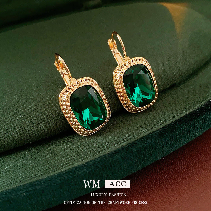 Vintage Style Earrings - Unique Retro Stud Collection
