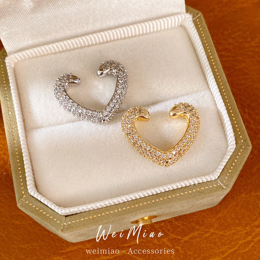 Zircon heart-shaped ear clips for women without ear piercings, simple and fashionable personalized versatile earrings, light luxury high-end earrings wholesale