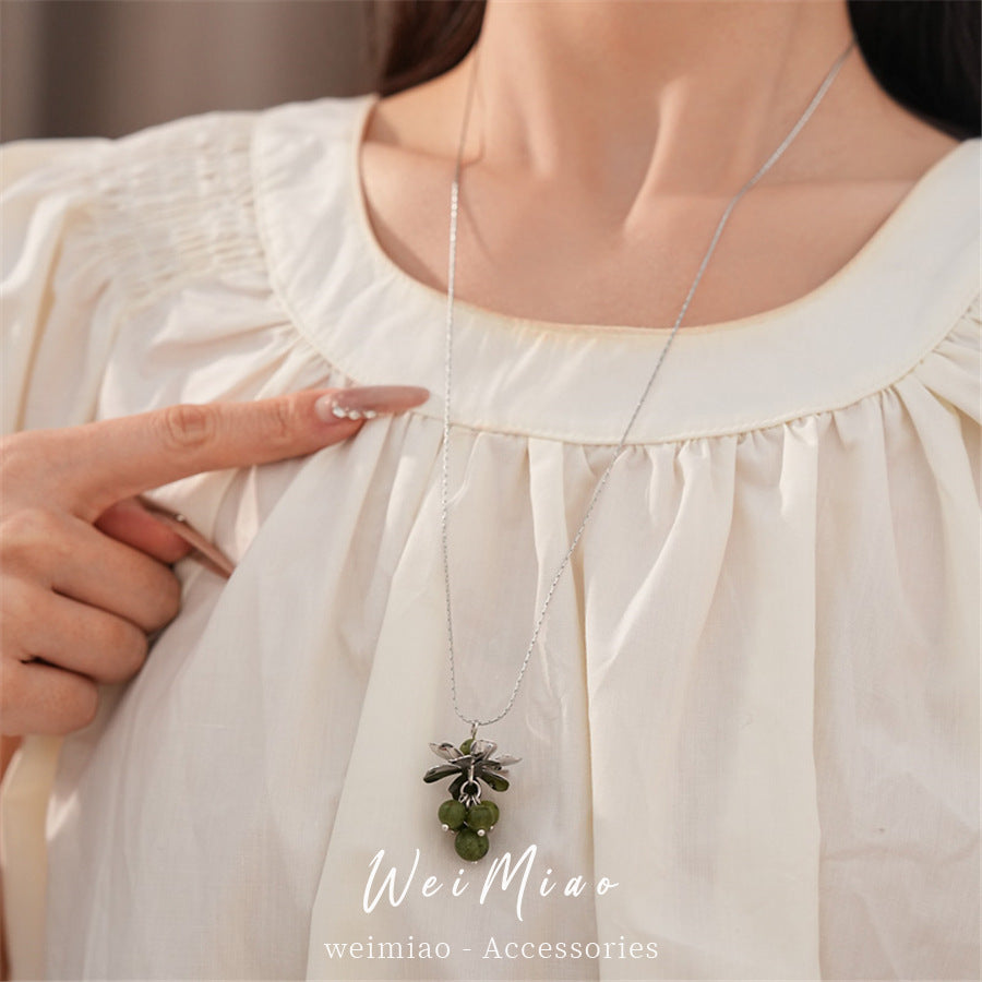 Stone Flower Grape Necklace Casual Temperament Fashion Personality Versatile Sweater Chain High Sense Light Luxury Necklace Wholesale