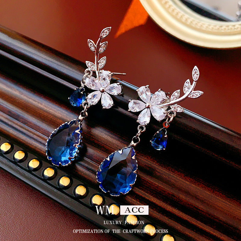 Vintage Style Earrings - Unique Retro Stud Collection