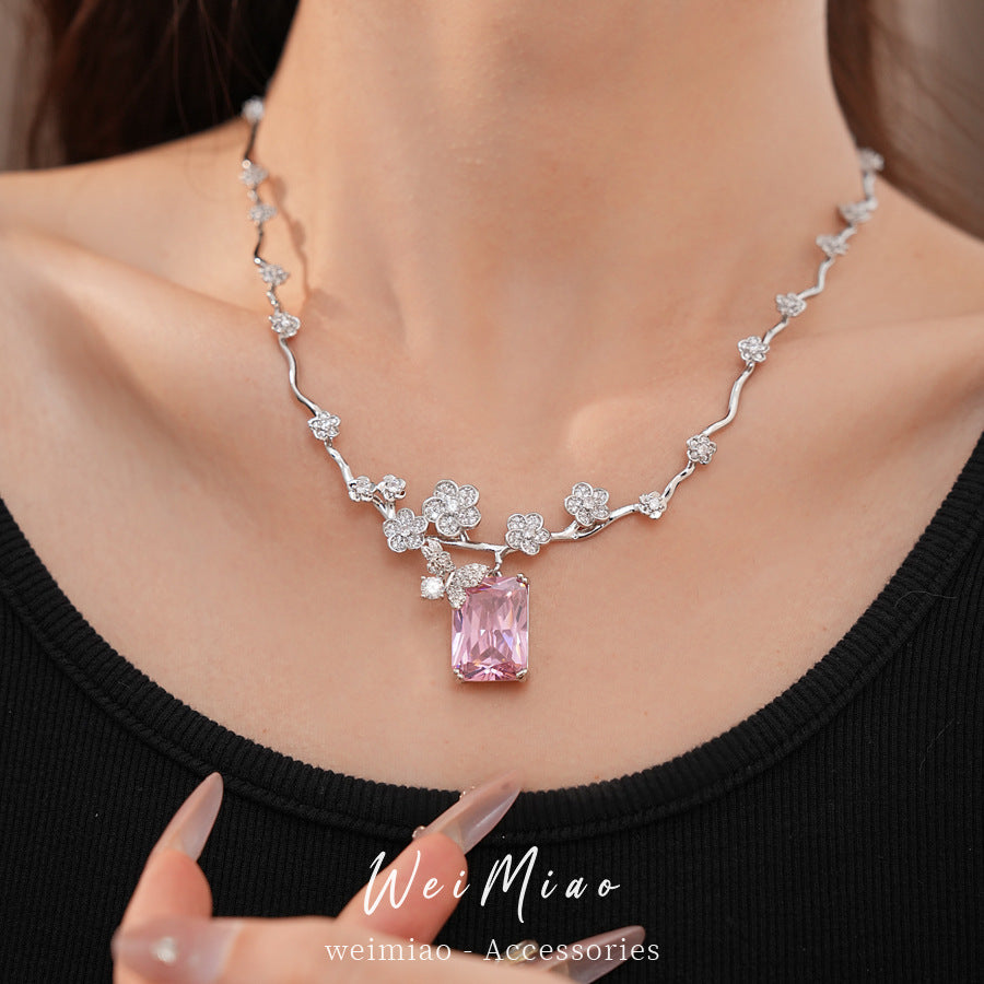 Exquisite temperament zircon flower butterfly square necklace light luxury niche collarbone chain high-end fashion jewelry set