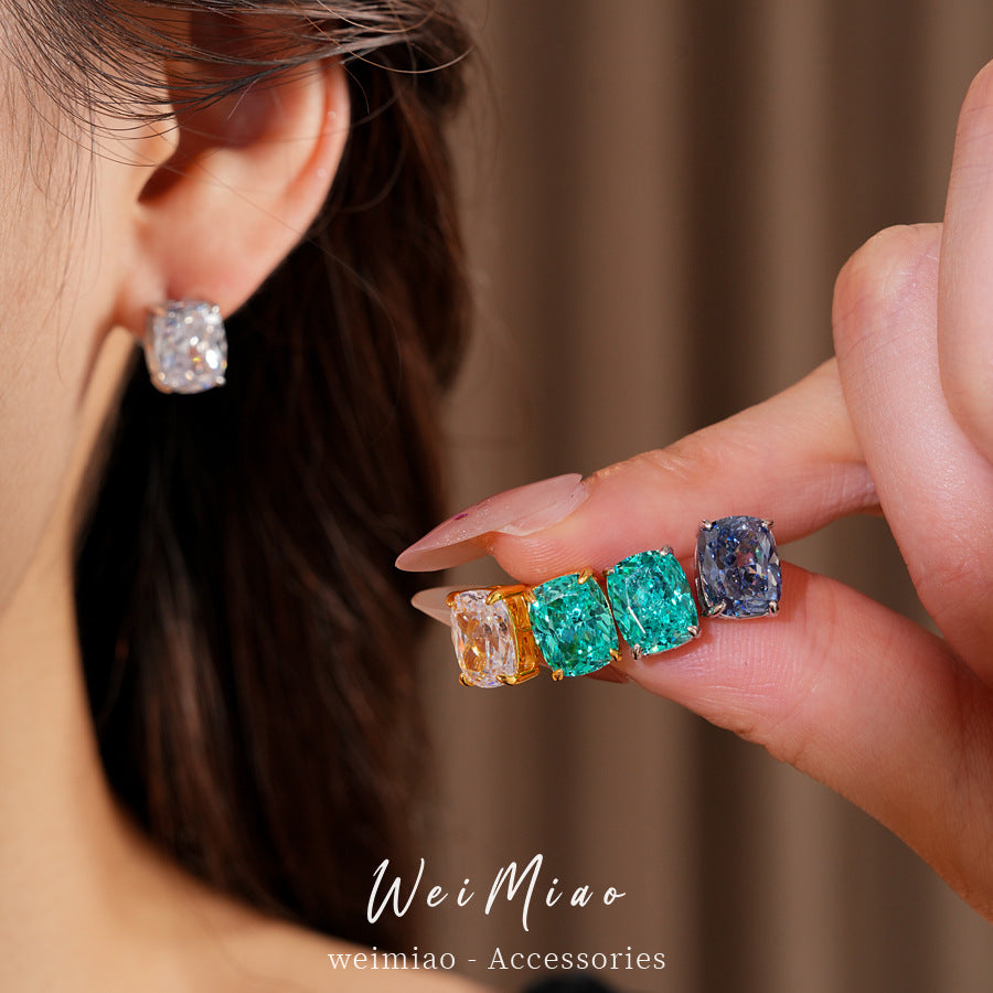 Stylish and simple geometric zircon stud earrings cold wind personality temperament earrings light luxury high-end earrings wholesale